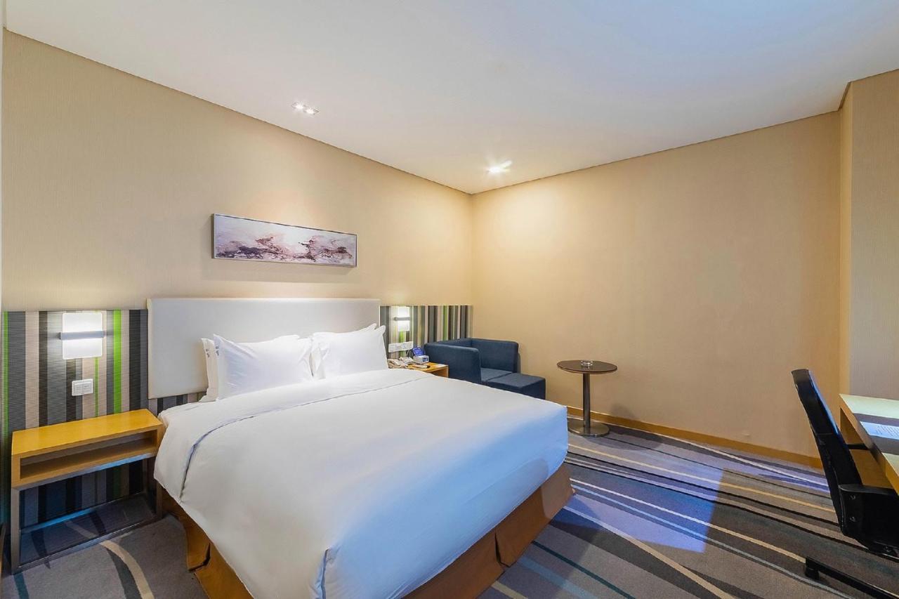 Holiday Inn Express Baoji City Centre By Ihg Esterno foto