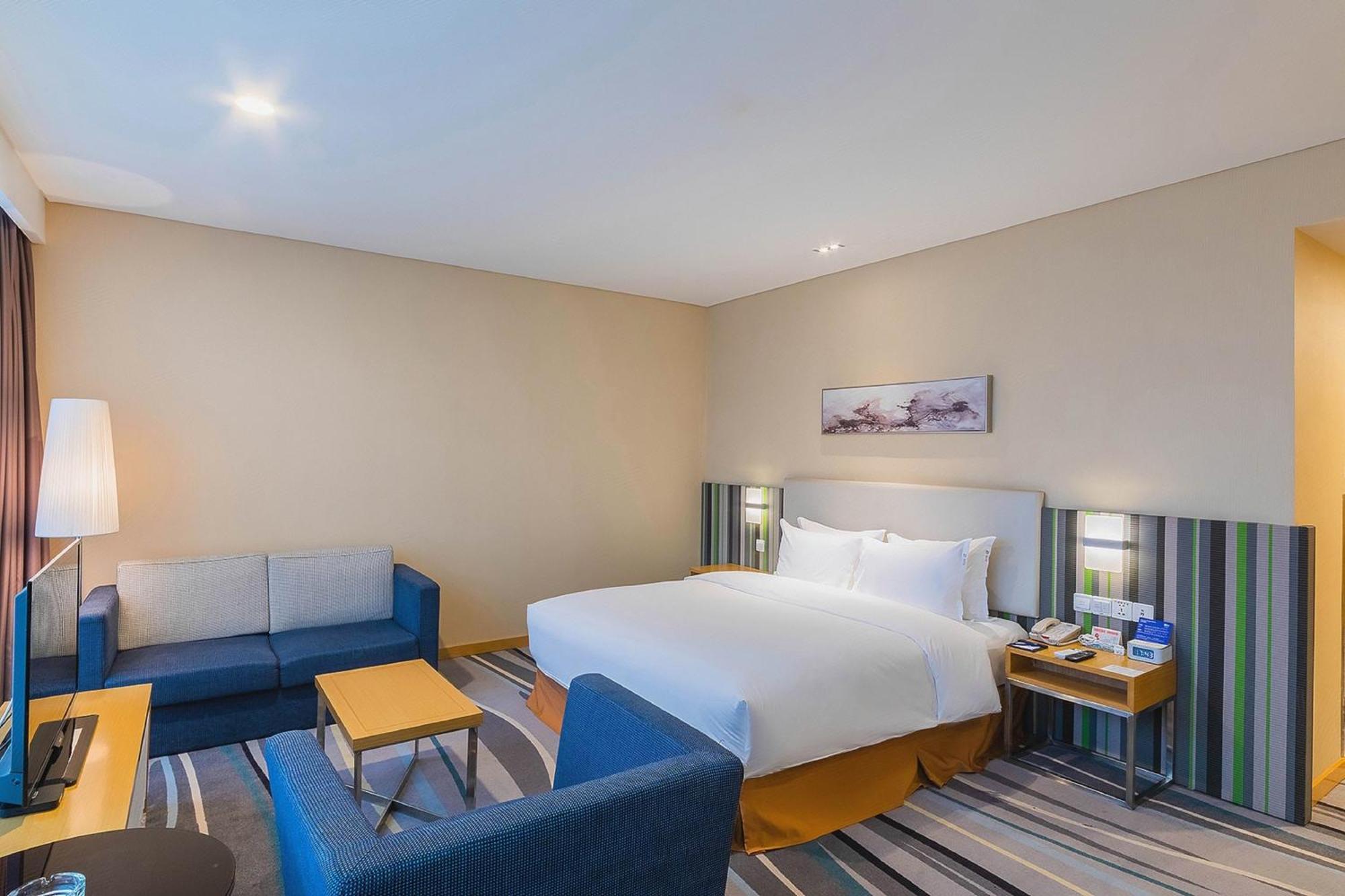 Holiday Inn Express Baoji City Centre By Ihg Esterno foto